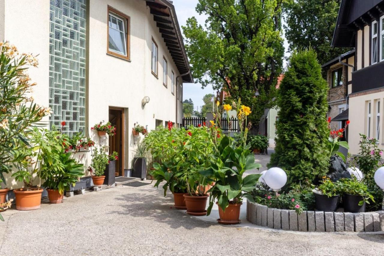 Haus Zu Den Zwei Eichen Apartment แพรชโทลด์สดอร์ฟ ภายนอก รูปภาพ