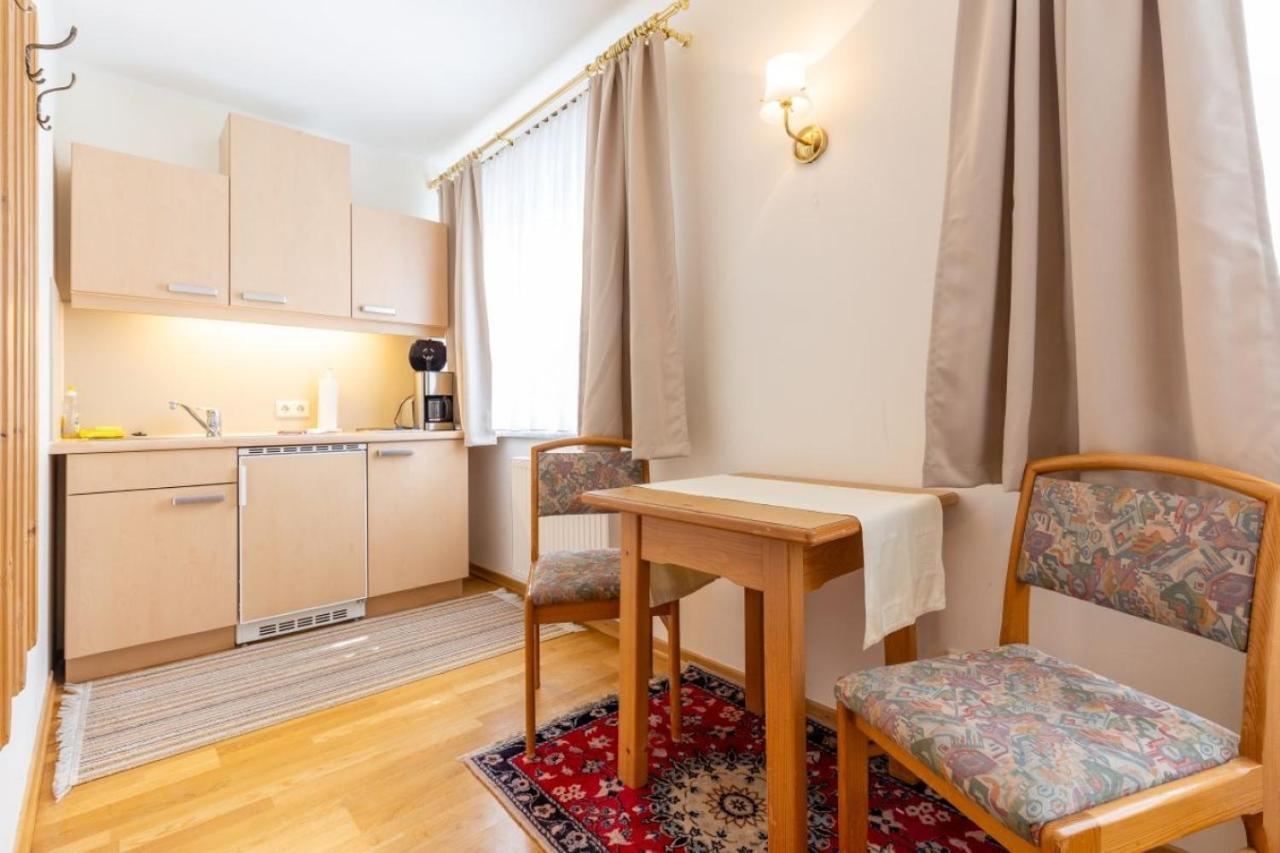 Haus Zu Den Zwei Eichen Apartment แพรชโทลด์สดอร์ฟ ภายนอก รูปภาพ