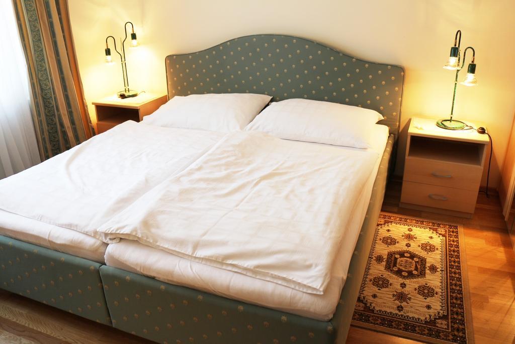 Haus Zu Den Zwei Eichen Apartment แพรชโทลด์สดอร์ฟ ห้อง รูปภาพ
